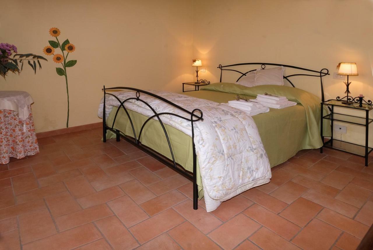 Podere Cacchini ปีเอนซา ภายนอก รูปภาพ